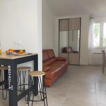 Apartamento Caremeau 2 Nimes